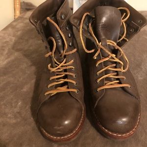 Caterpillar Steel Toe boots